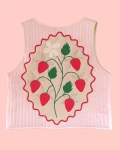 Kamizelka na suwak z autorskim wzorem truskawek - roz. M